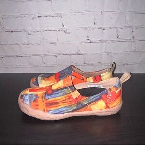 UIN COLOR BRUSH TOLEDO slip ons women’s size 7.5